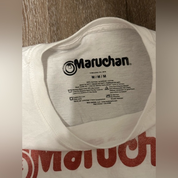 Maruchan Ramen Graphic Tee cropped (men’s medium) - Picture 2 of 3